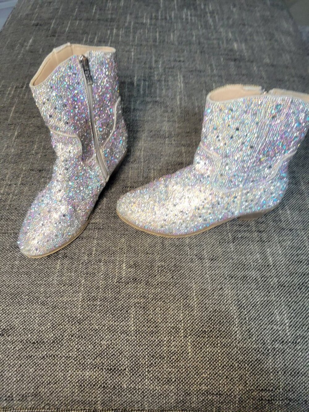 Badgley Mischka Girls Crystal Rhinestone Western Cowboy Boots Silver Size 4 - Picture 5 of 16